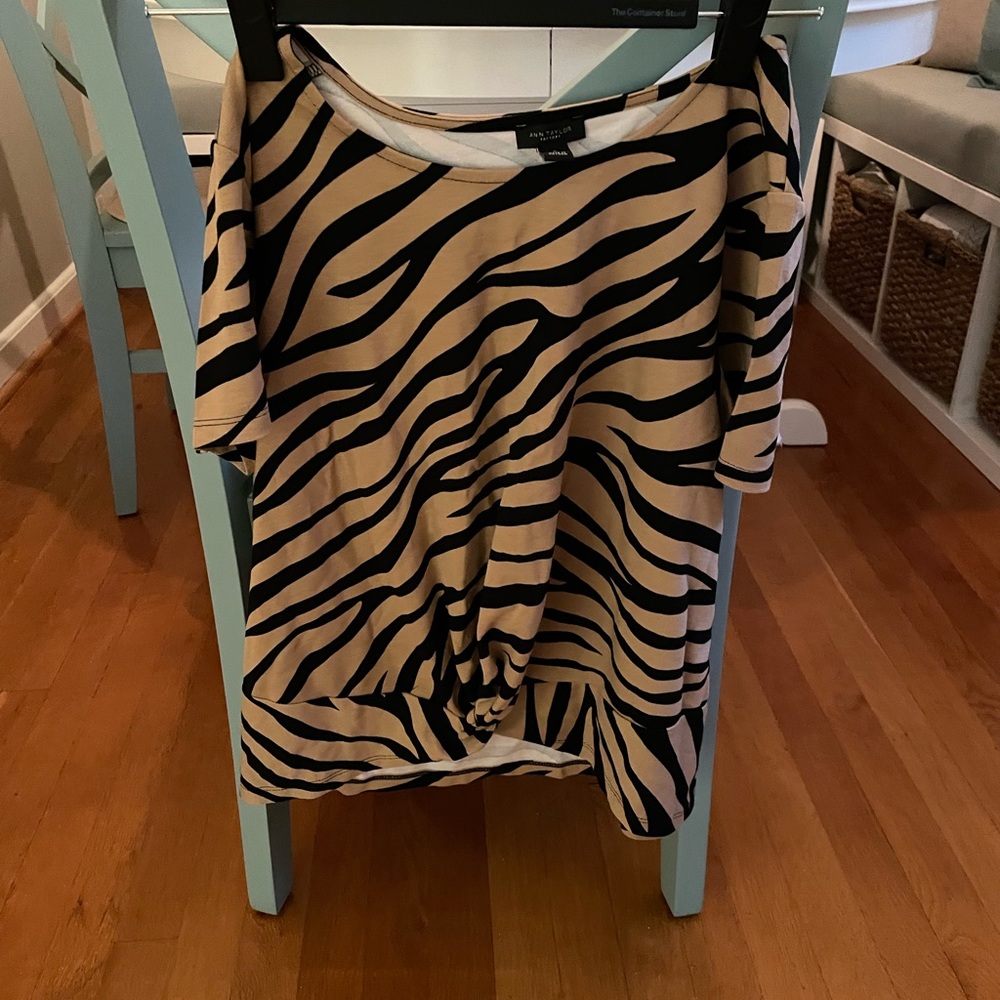 Ann Taylor animal print T